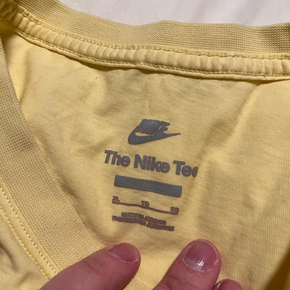 Nike Women's Butter Yellow Relaxed Fit Short Sleeve Crop Top Size XLarge - Picture 5 of 7